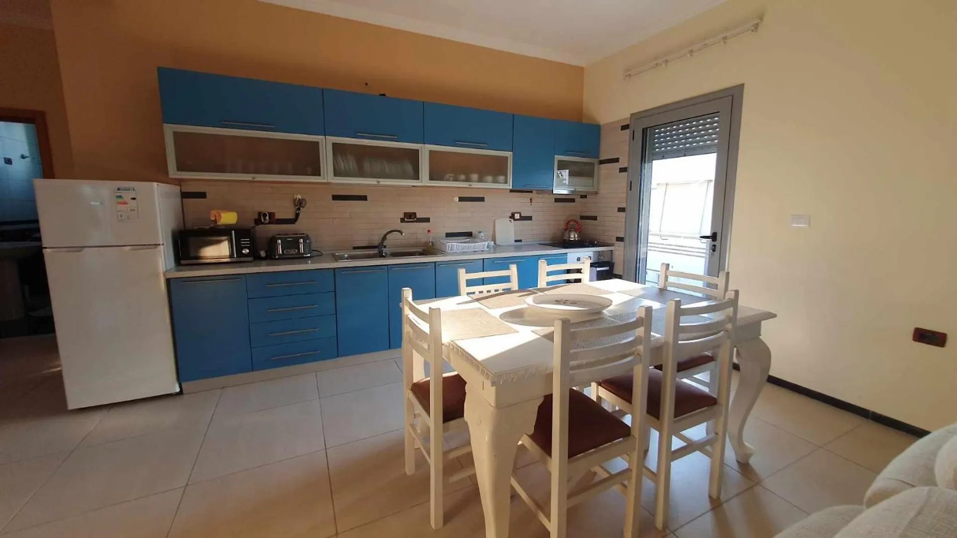 Vila Licenji Vlorë 0*,  Albanien