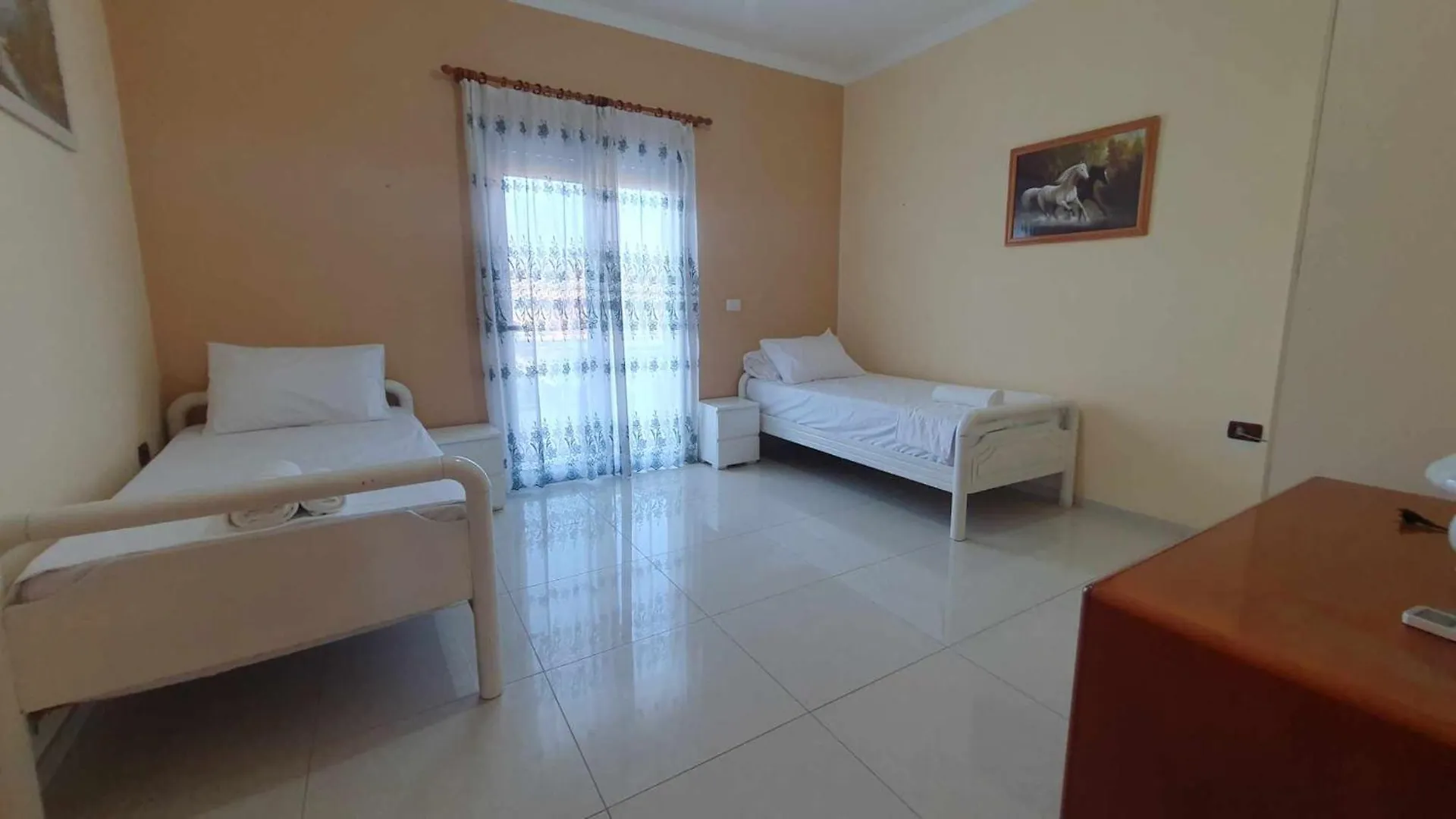 Vila Licenji Vlorë